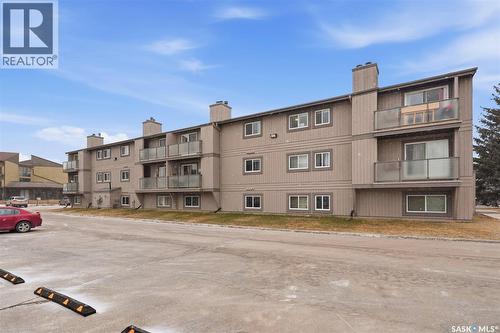 205 855 Wollaston Crescent, Saskatoon, SK - Outdoor