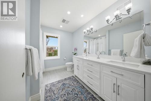 50 Barton Street, Hamilton, ON - Indoor Photo Showing Bathroom