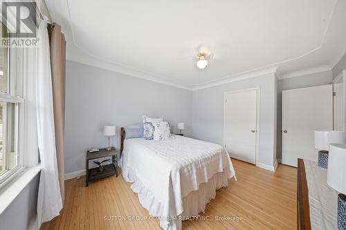 50 Barton Street, Hamilton, ON - Indoor Photo Showing Bedroom