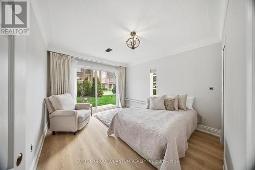 50 Barton Street, Hamilton, ON - Indoor Photo Showing Bedroom