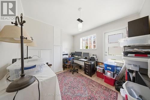 50 Barton Street, Hamilton, ON - Indoor Photo Showing Laundry Room