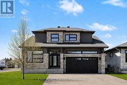 401 BRUGES STREET Russell, ON K0A 1W0