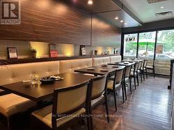 3032 DUNDAS STREET W Toronto, ON M6P 1Z3