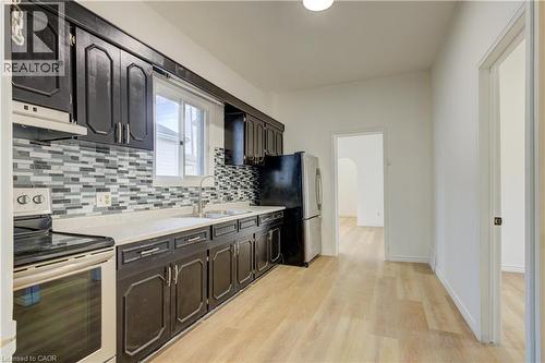 524 Simcoe Street, London, ON - Indoor Photo Showing Kitchen With Double Sink