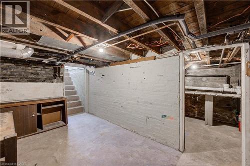 524 Simcoe Street, London, ON - Indoor Photo Showing Basement