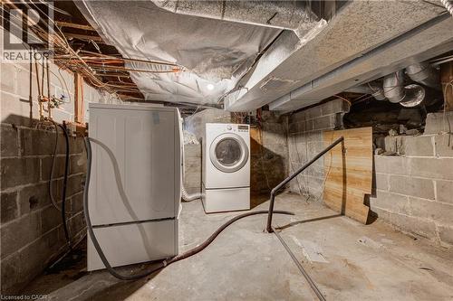 524 Simcoe Street, London, ON - Indoor Photo Showing Laundry Room