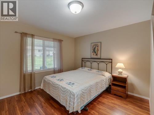 7136 Wright Way, Trail, BC - Indoor Photo Showing Bedroom