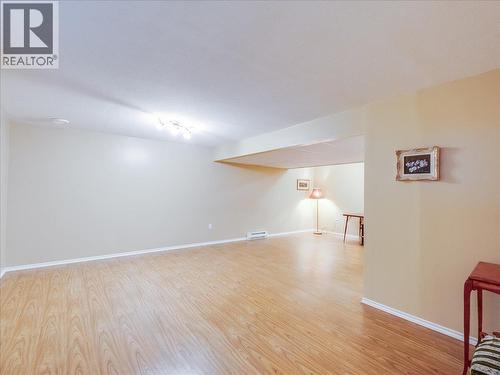 7136 Wright Way, Trail, BC - Indoor Photo Showing Other Room