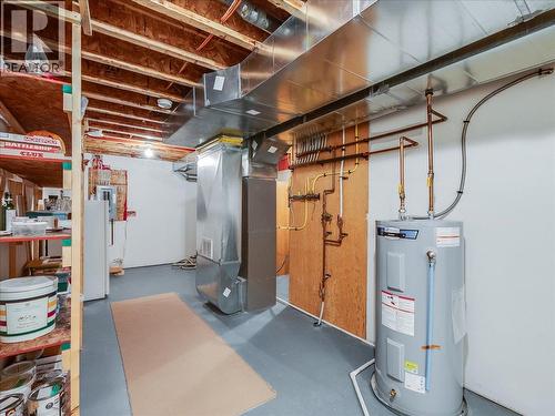 7136 Wright Way, Trail, BC - Indoor Photo Showing Basement