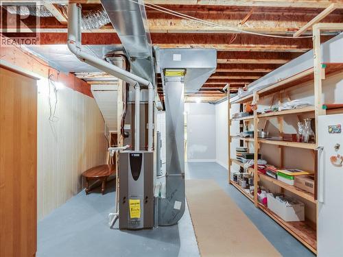 7136 Wright Way, Trail, BC - Indoor Photo Showing Basement