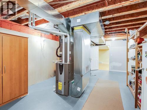 7136 Wright Way, Trail, BC - Indoor Photo Showing Basement