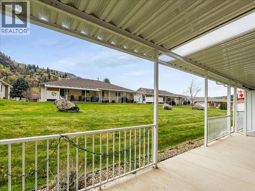7136 Wright Way, Trail, BC - Outdoor With Deck Patio Veranda With Exterior
