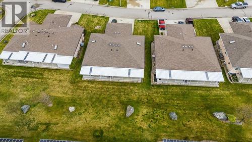 7136 Wright Way, Trail, BC - Outdoor