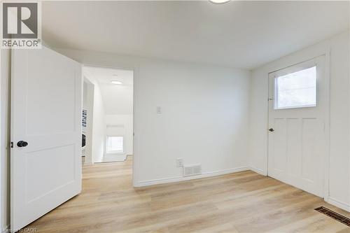 524 Simcoe Street, London, ON - Indoor Photo Showing Other Room