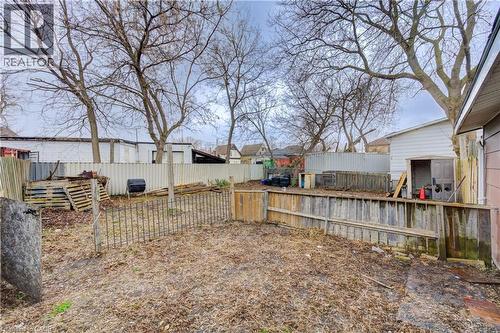 524 Simcoe Street, London, ON - Outdoor