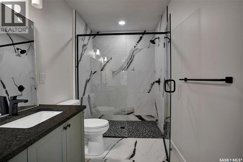 1401 Cairns Avenue, Saskatoon, SK - Indoor Photo Showing Bathroom