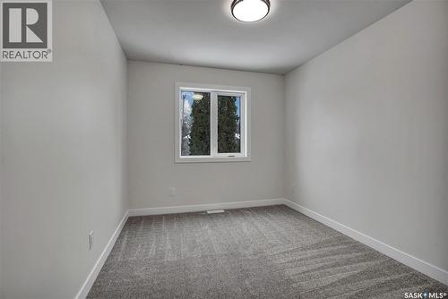 1401 Cairns Avenue, Saskatoon, SK - Indoor Photo Showing Other Room