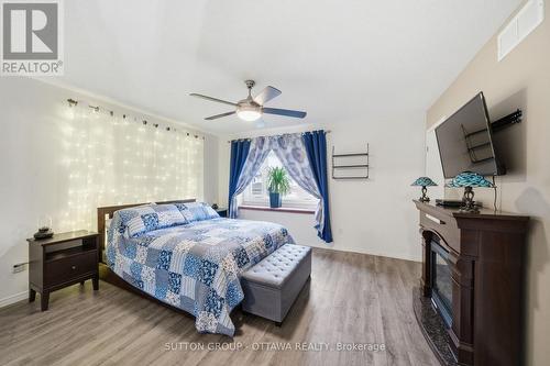 814 Nesting Way, Ottawa, ON - Indoor Photo Showing Bedroom