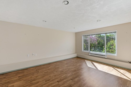 2071 Gull Ave, Comox, BC 