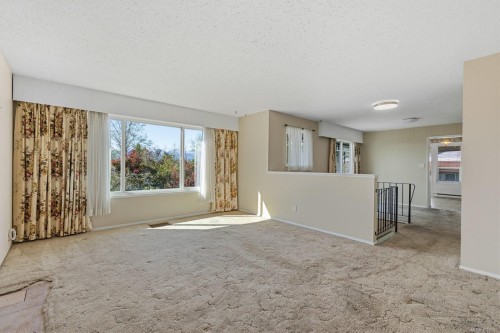 2071 Gull Ave, Comox, BC 