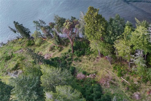 122 Narrows West Rd, Salt Spring, BC 