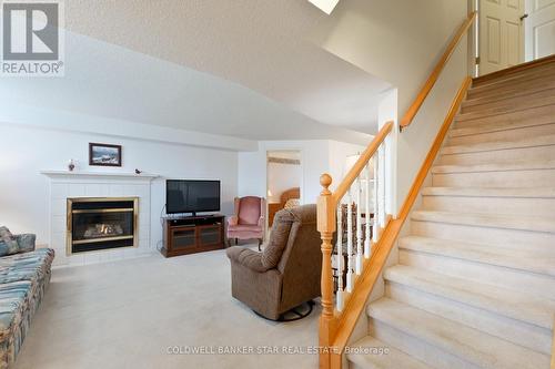 17 Windemere Place, St. Thomas, ON - Indoor With Fireplace