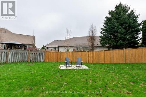 17 Windemere Place, St. Thomas, ON - Outdoor With Backyard