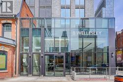 2701 - 8 WELLESLEY STREET W  Toronto, ON M4Y 0J5