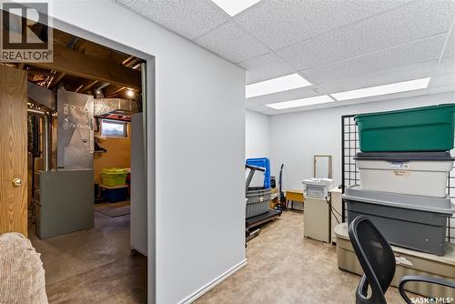 2103 9Th Avenue, Humboldt, SK - Indoor Photo Showing Garage