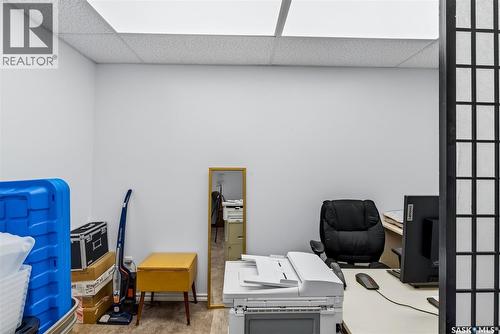 2103 9Th Avenue, Humboldt, SK - Indoor