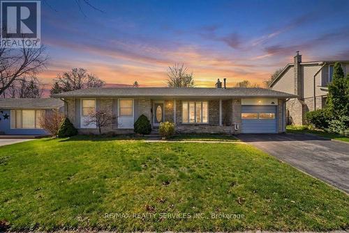 5 CHAUCER ROAD  London South, ON N6K 1V2