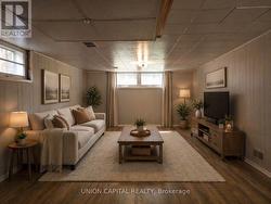 6 GALEWOOD DRIVE  Toronto, ON M9N 3L7