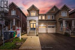 25 BAFFIN CRESCENT  Brampton, ON L7A 4K7