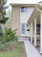 28 - 801 OSGOODE DRIVE  London South (South Y), ON N6E 2G8