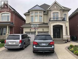 4 LOUISBURG CRESCENT  Brampton, ON L6X 3A7