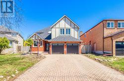 62 SOHO CRESCENT  Markham, ON L3P 7H5