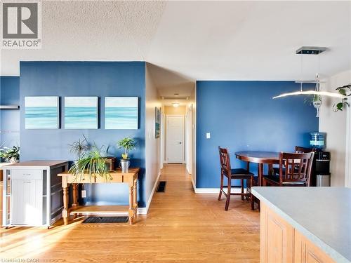 9183 Silver Street, Caistor Centre, ON - Indoor