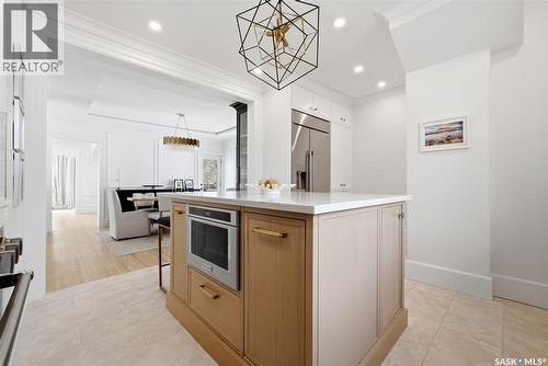 3200 Albert Street, Regina, SK - Indoor Photo Showing Kitchen