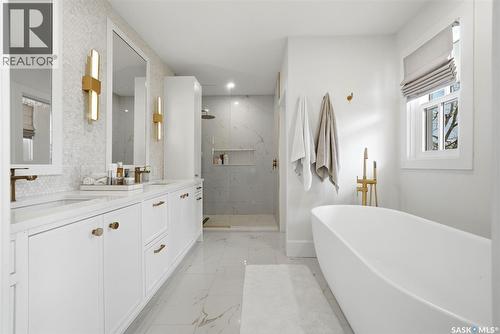 3200 Albert Street, Regina, SK - Indoor Photo Showing Bathroom