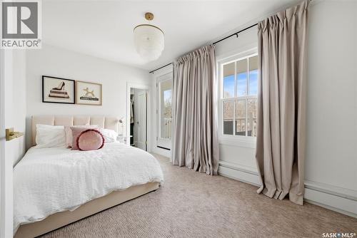 3200 Albert Street, Regina, SK - Indoor Photo Showing Bedroom