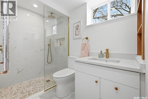 3200 Albert Street, Regina, SK - Indoor Photo Showing Bathroom