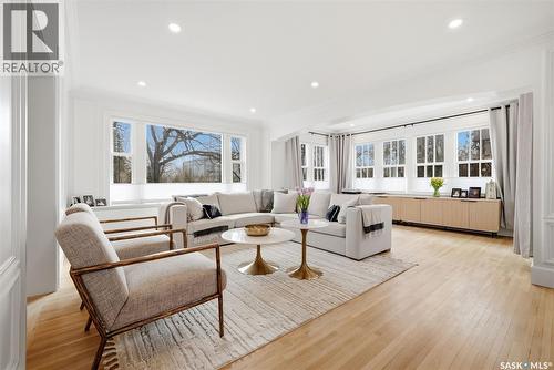 3200 Albert Street, Regina, SK - Indoor Photo Showing Living Room