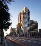 415-438 King Street W Toronto, ON M5V 3T9