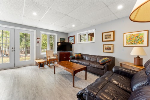 Salle familiale - 217 Ch. Lord, Hatley - Municipalité, QC - Indoor Photo Showing Living Room