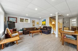 Family Room - 