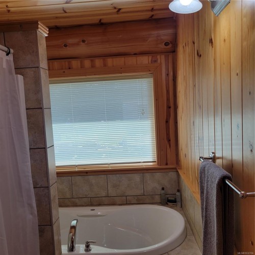 326 Tower Rd, Bamfield, BC 