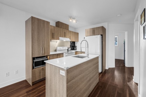 Kitchen - 1-7702 18E Avenue, Montréal (Villeray/Saint-Michel/Parc-Extension), QC - Indoor Photo Showing Kitchen