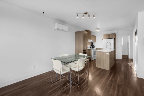 Dining Room - 1-7702 18E Avenue, Montréal (Villeray/Saint-Michel/Parc-Extension), QC - Indoor Photo Showing Other Room