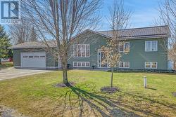 55 CREEK DRIVE Ottawa, ON K0A 1X0