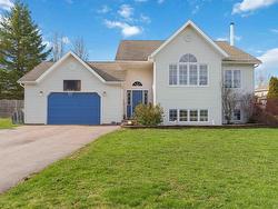 24 Rivercrest Lane Greenwood, NS B0P 1R0
